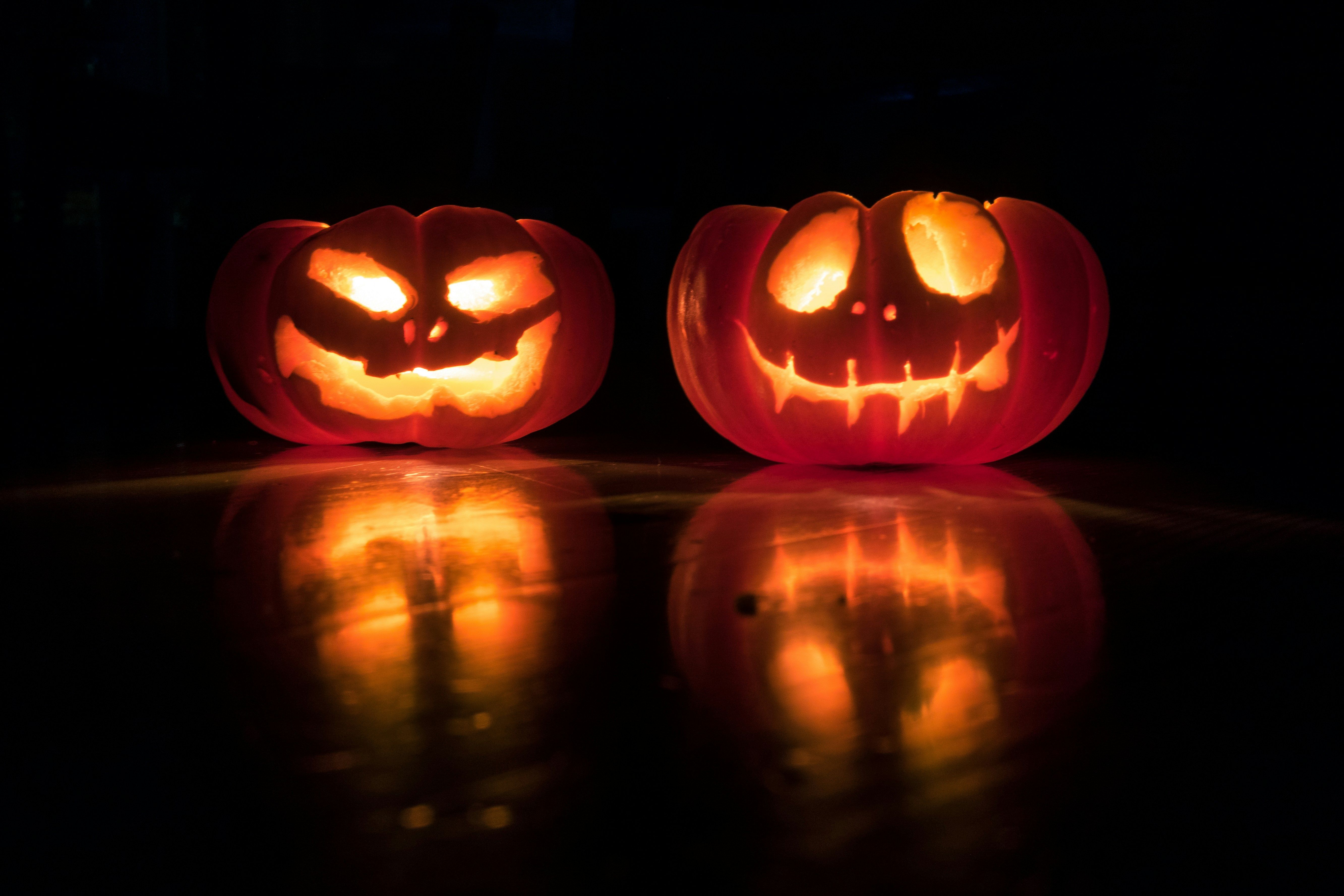 2 jack o lanterns